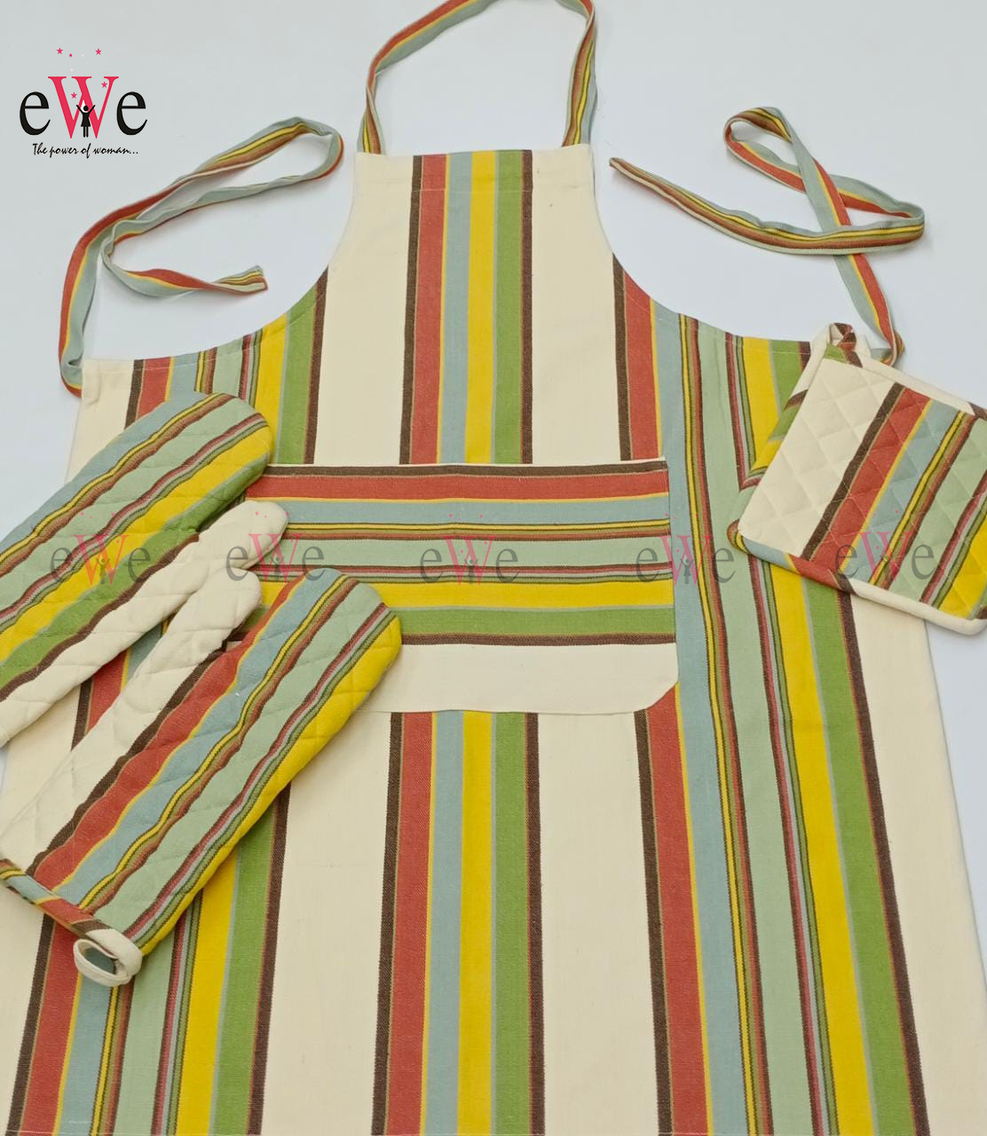 Green Cream Kitchen Apron Set