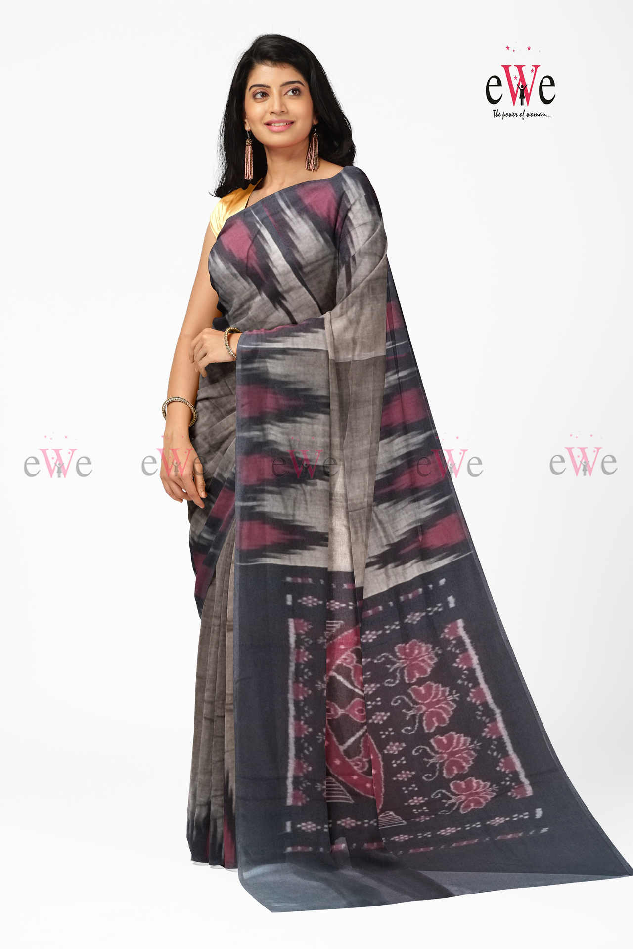 Pochampally Ikkat Temple Border Grey With Red Colour Cotton Designer Saree.