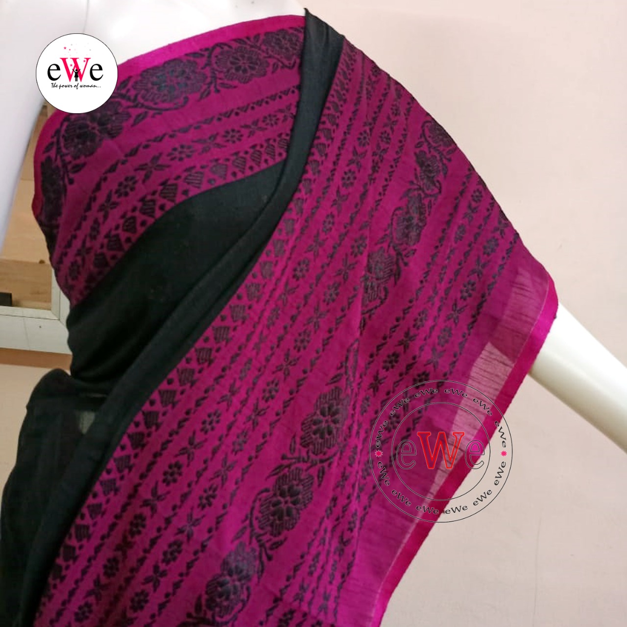 Black &amp; Rose Begampuri Saree