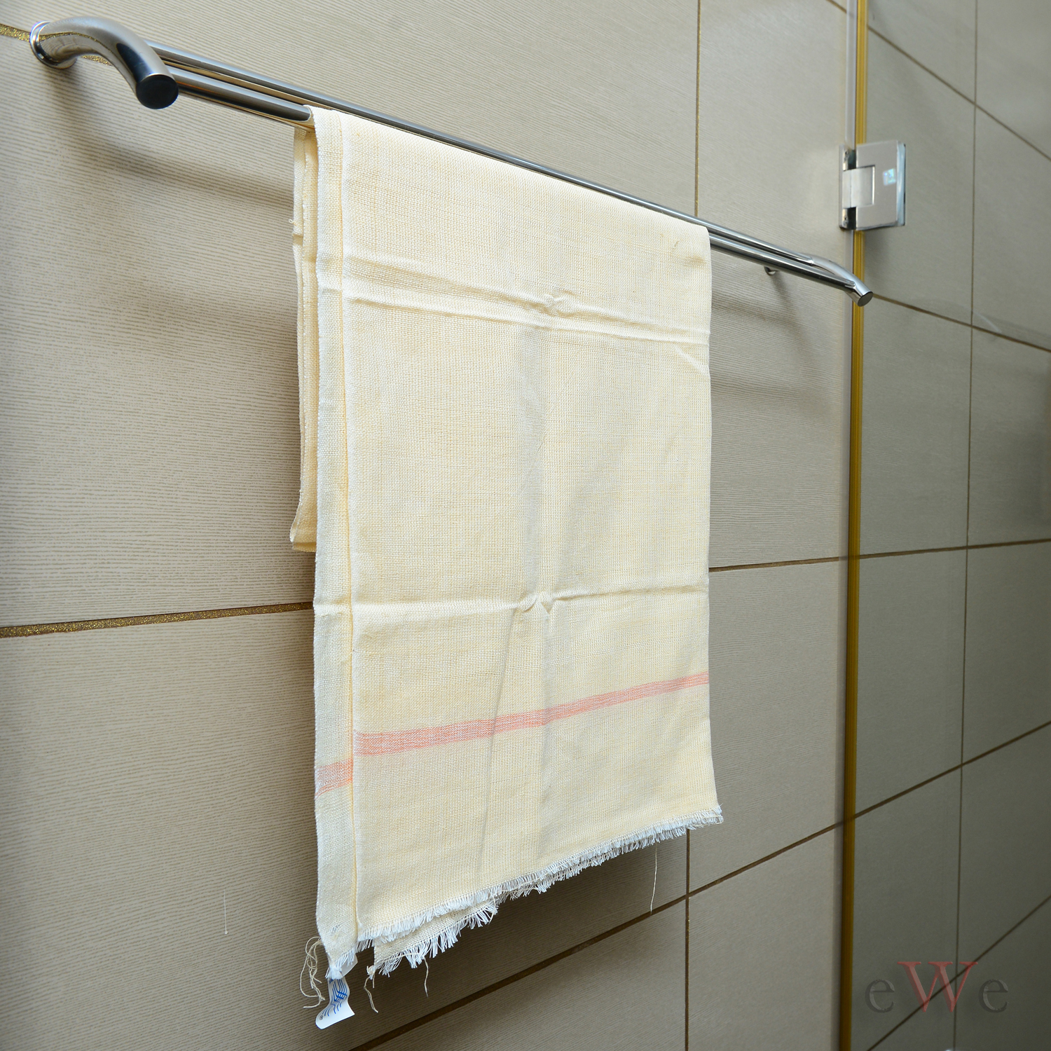 Handloom Off-white Cotton Bath Towels  Combo Set Pack of 2 Pieces (146cm x 67cm)