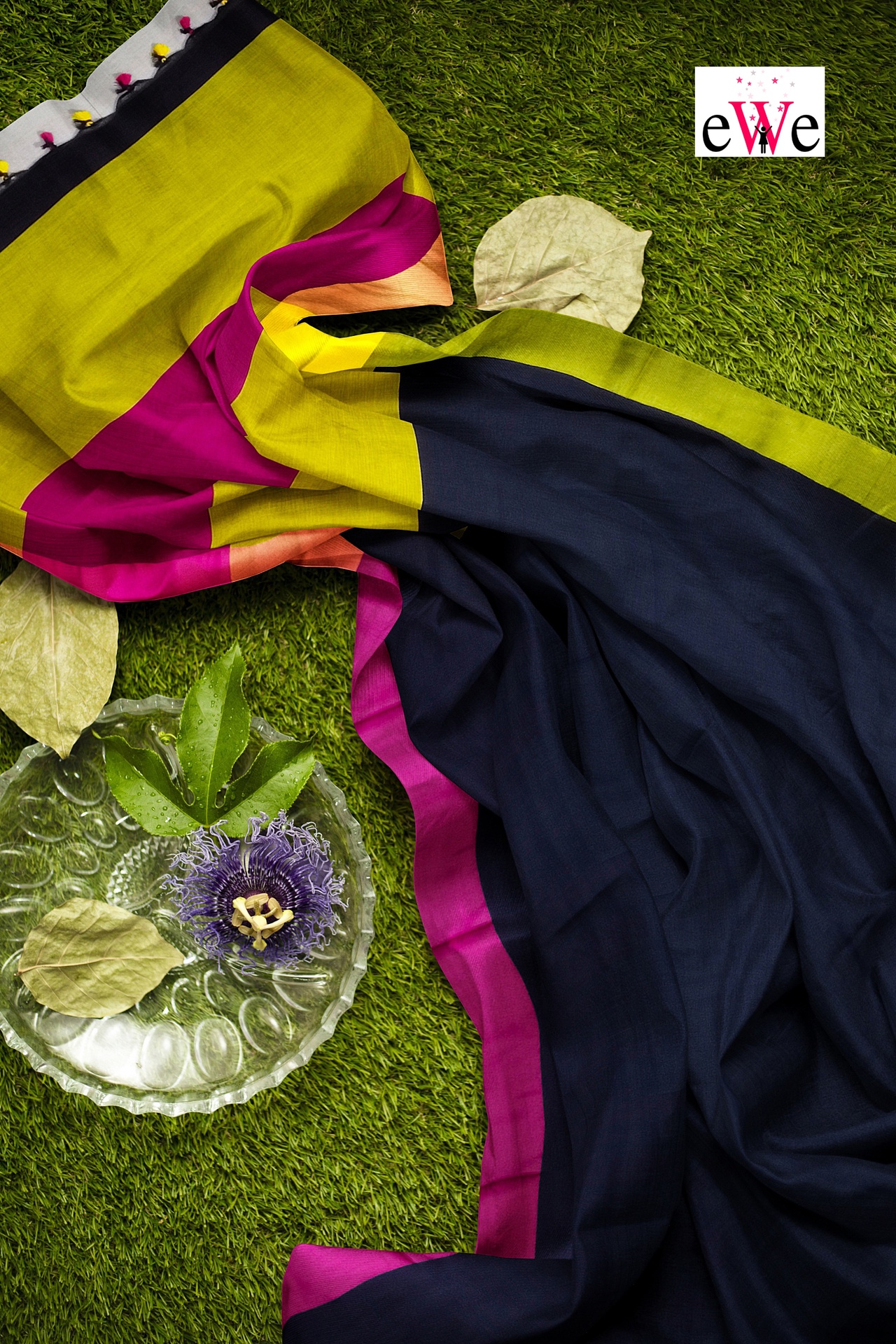 Black &amp; Pink Yellow Handloom Soft Design Saree