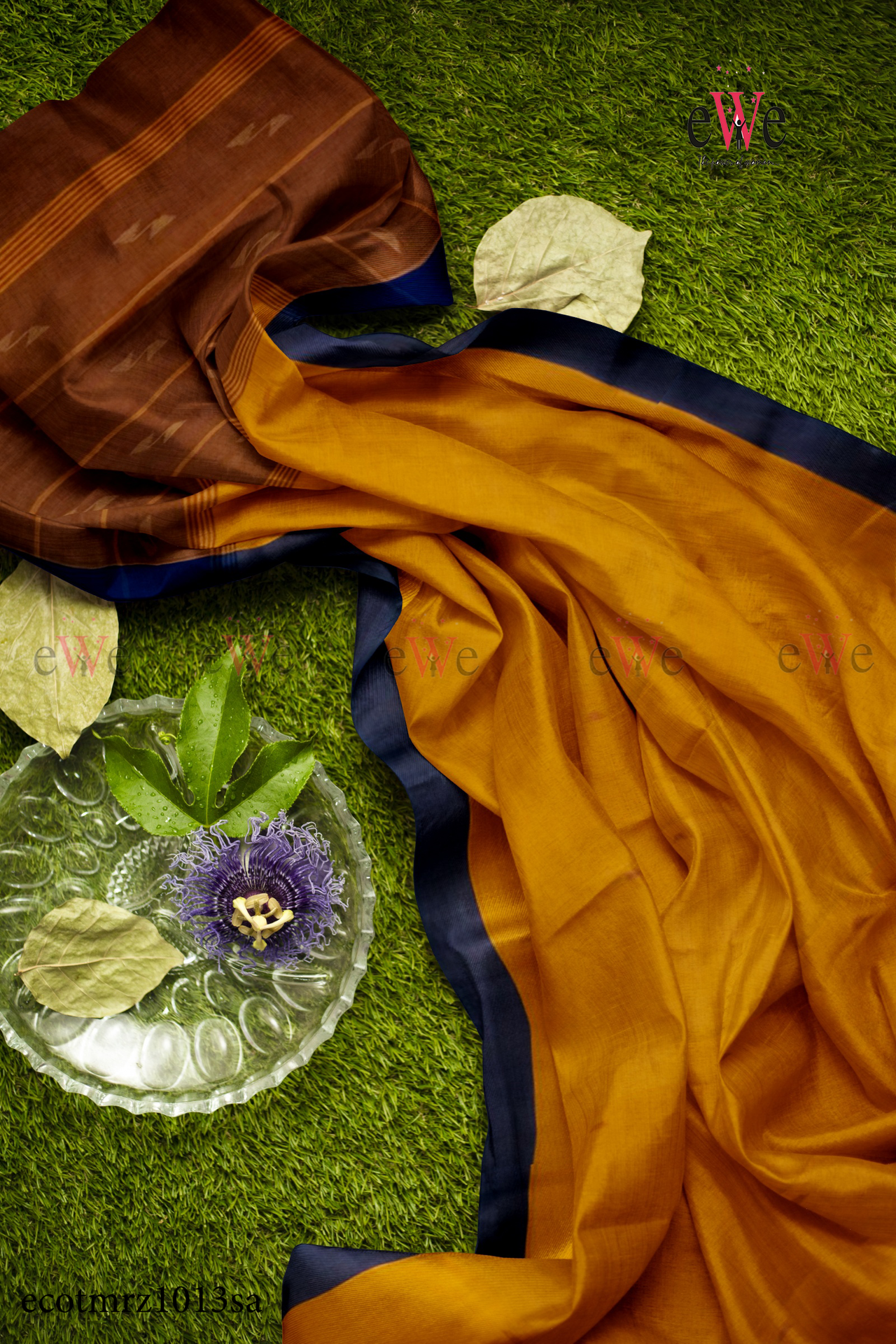 Sunshade Orange &amp; Black Handspun Handwoven Handloom Saree