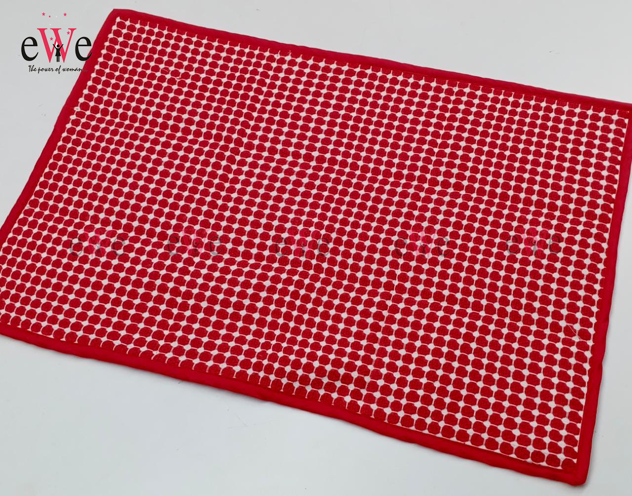Red Bath mat