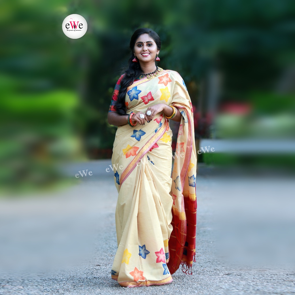 Traditional Woven Flower Design Handloom Saree