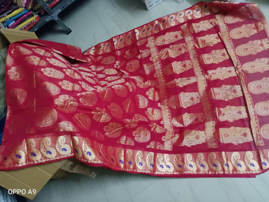 Cotton Silk saree in Red Colour