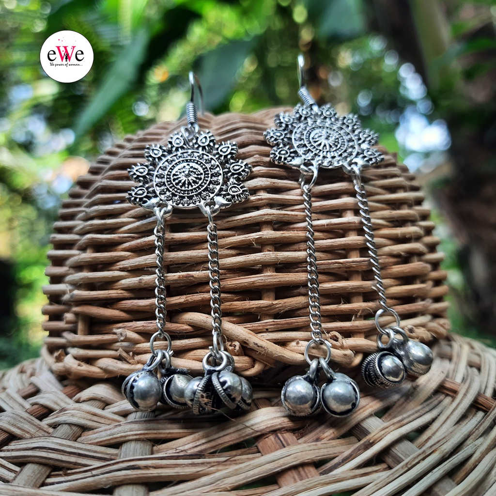 Trendy Silver Traditional Look Hanmade Earrings With ghungroo